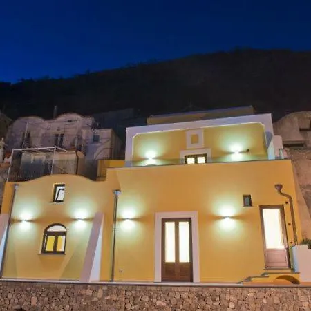Sleeps 5 Air Con Wifi Praiano